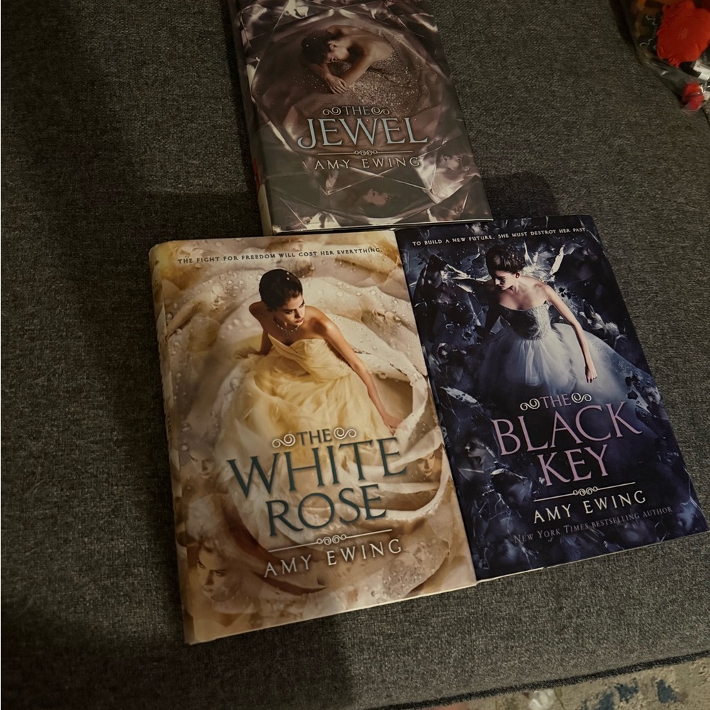The Lone City Trilogy by Amy Ewing
